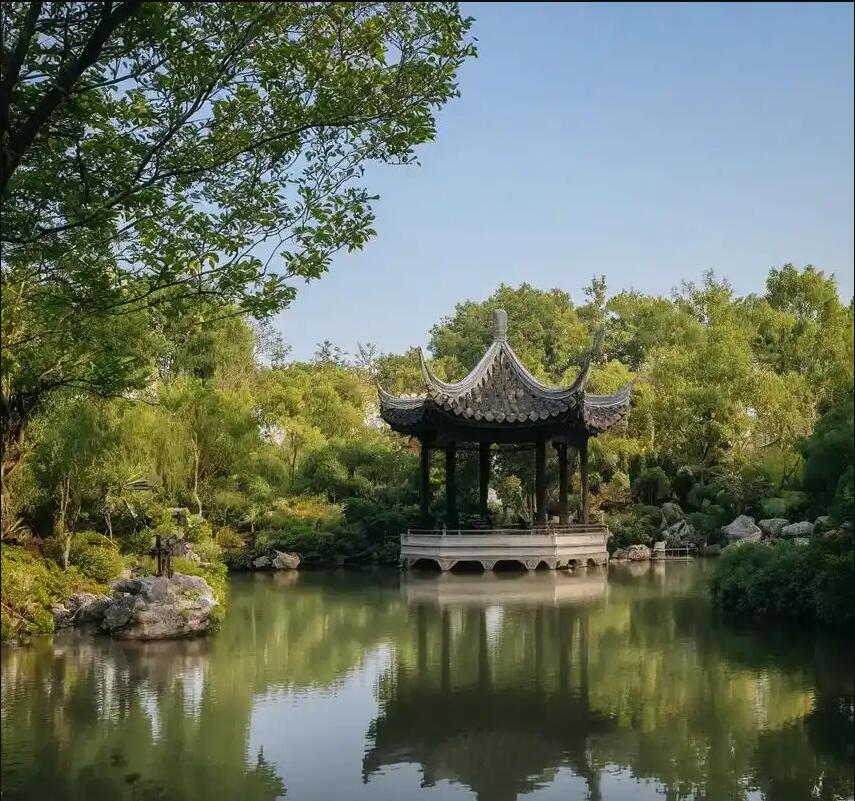 辽阳凌雪餐饮有限公司